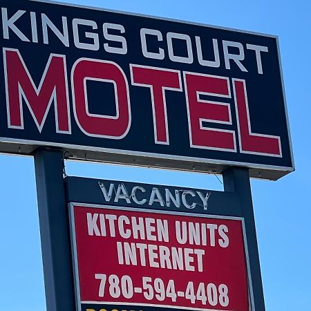 Kings Court Motel Cold Lake Exteriér fotografie