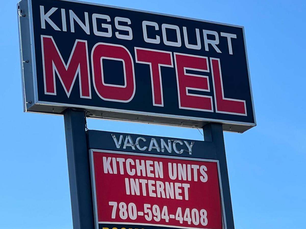 Kings Court Motel Cold Lake Exteriér fotografie